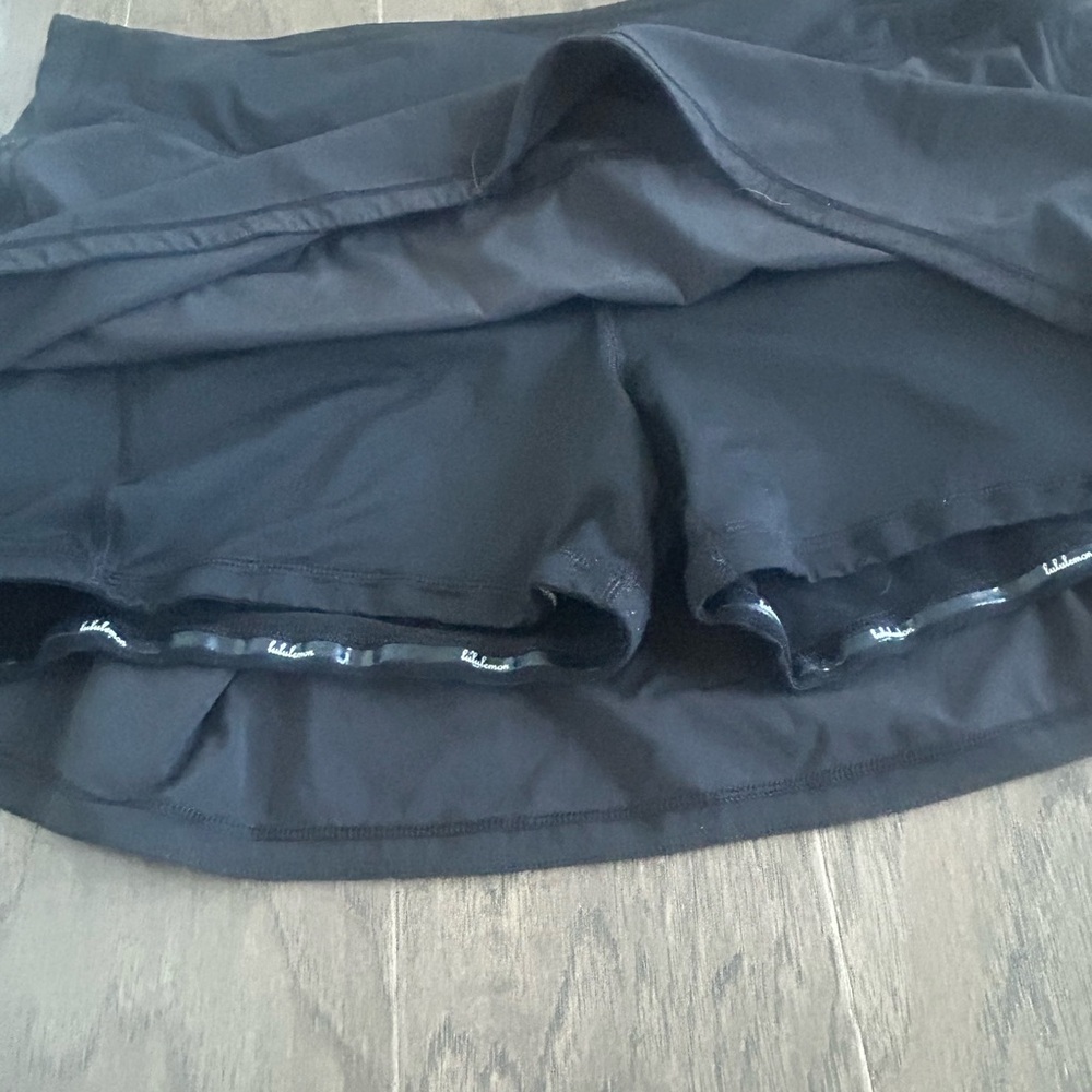 Lululemon Black Skirt with Shorts under Size 14 - Picture 6 of 7